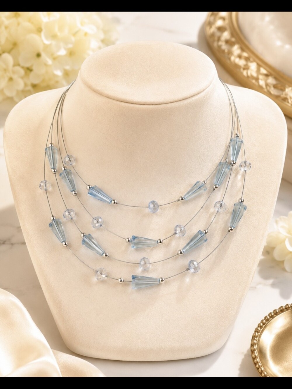 Gorgwous Glass Beaded Necklace